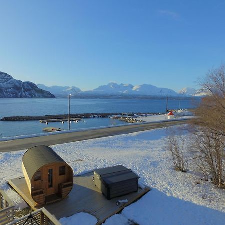 Alpan Apartments, Lyngenfjord Olderdalen Bagian luar foto