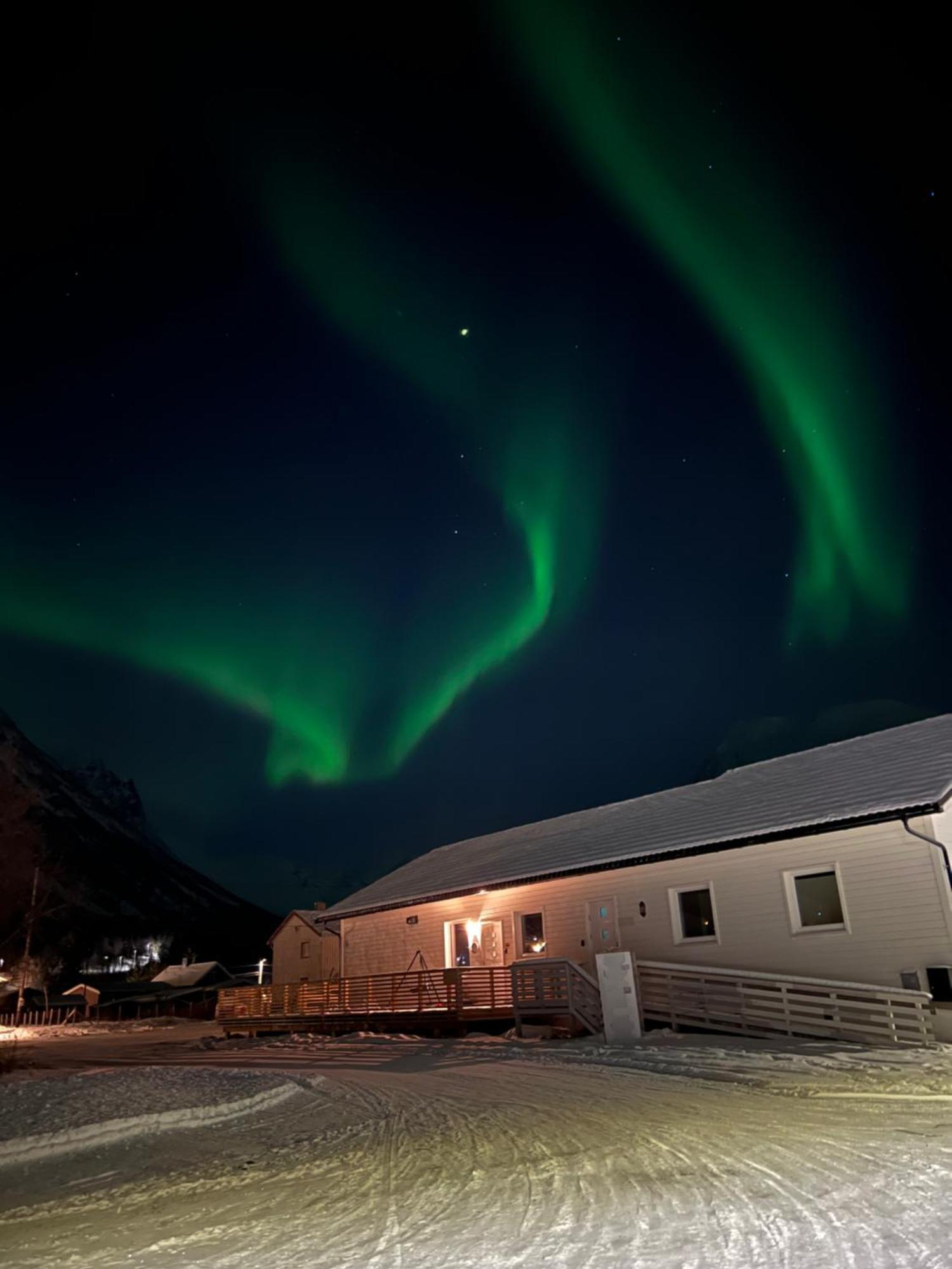 Alpan Apartments, Lyngenfjord Olderdalen Bagian luar foto