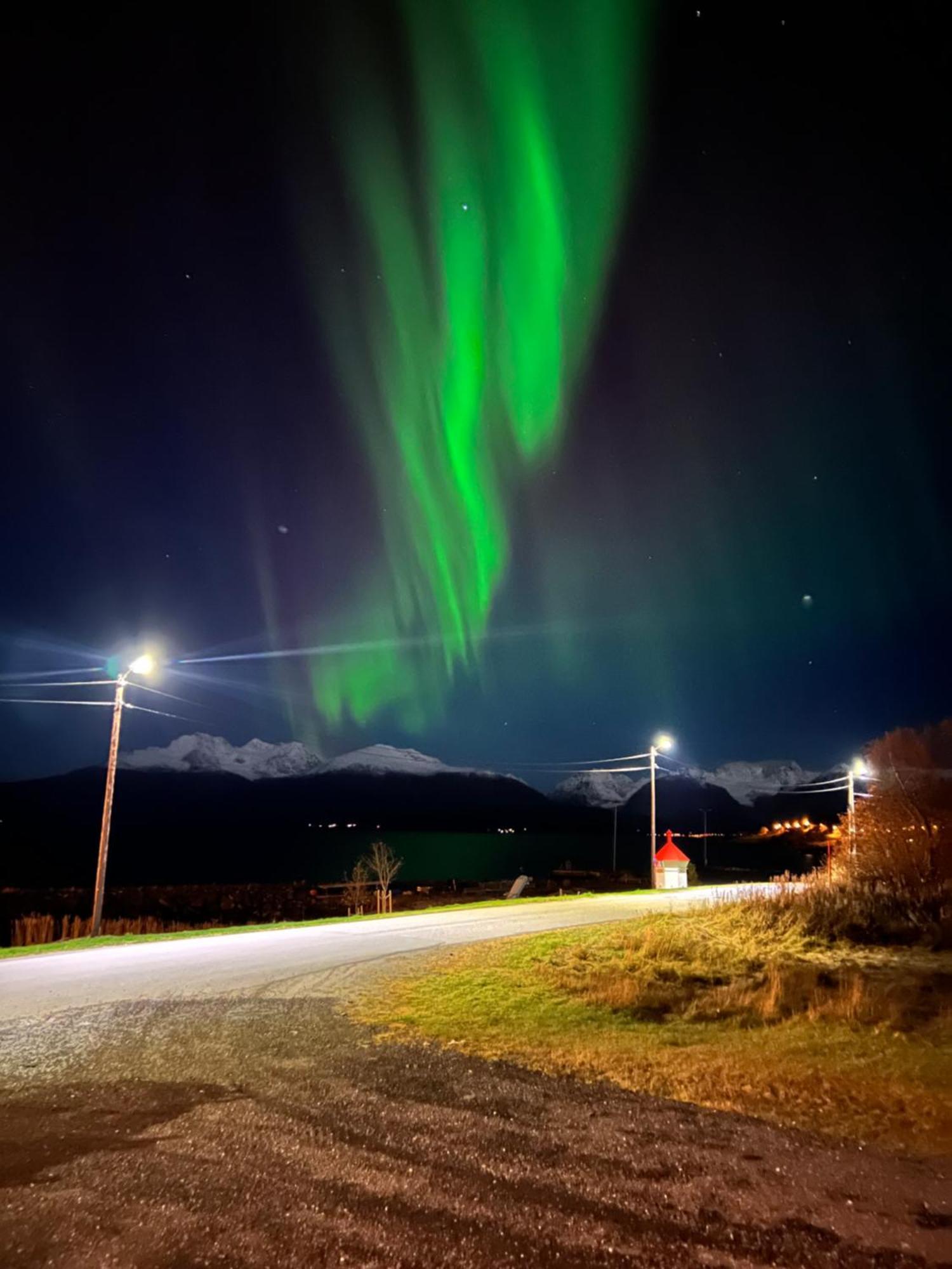 Alpan Apartments, Lyngenfjord Olderdalen Bagian luar foto