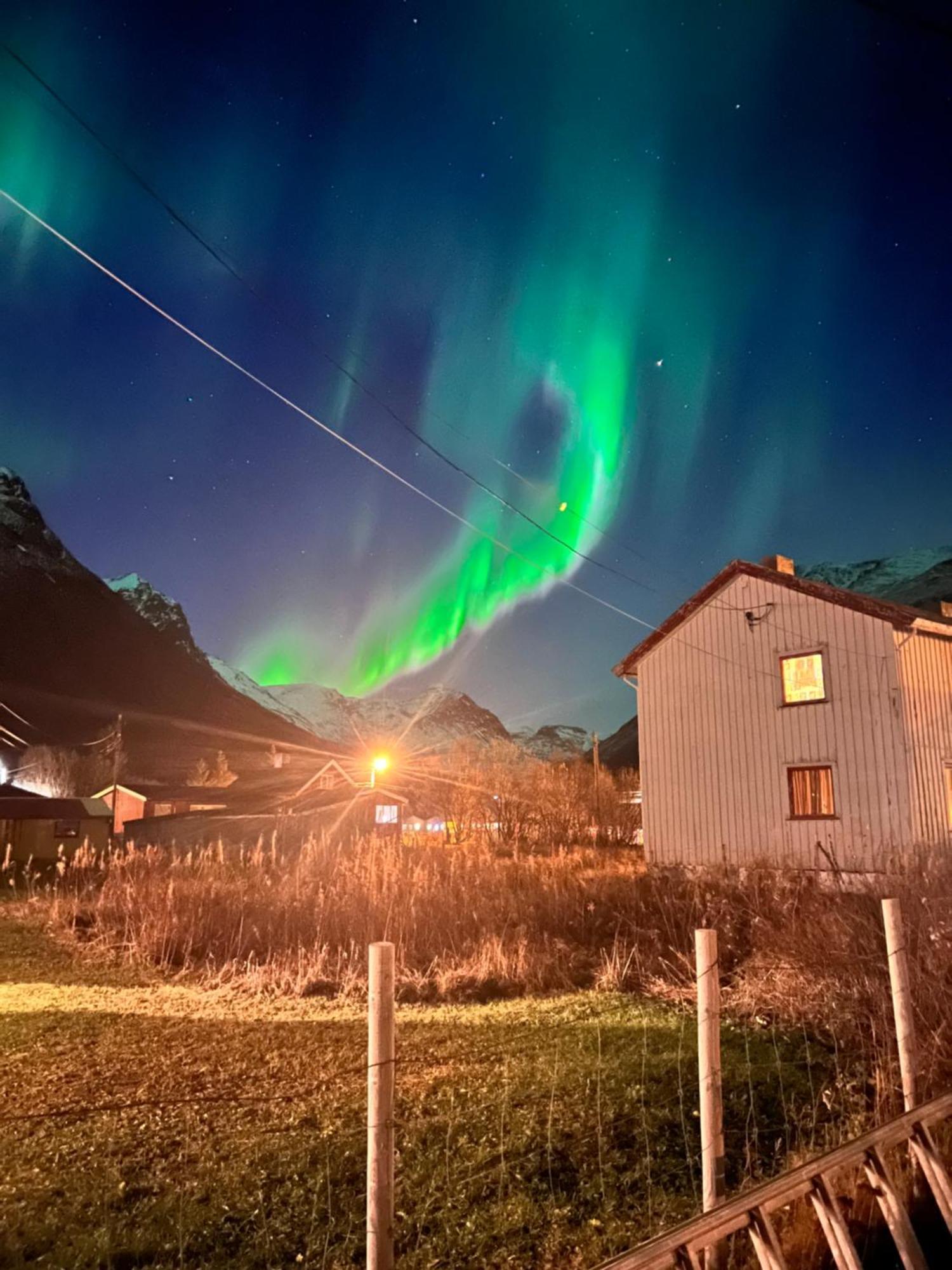 Alpan Apartments, Lyngenfjord Olderdalen Bagian luar foto