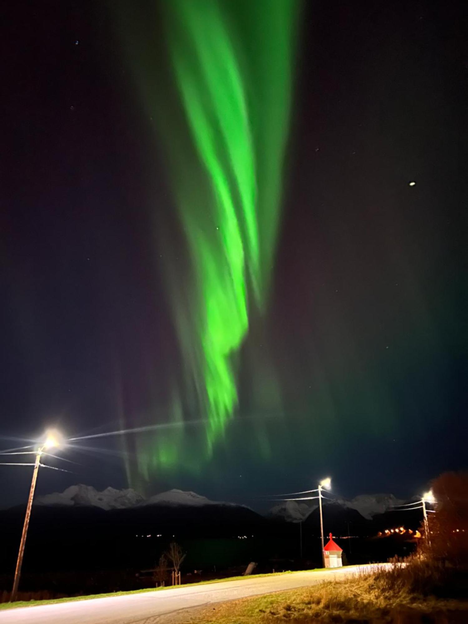Alpan Apartments, Lyngenfjord Olderdalen Bagian luar foto