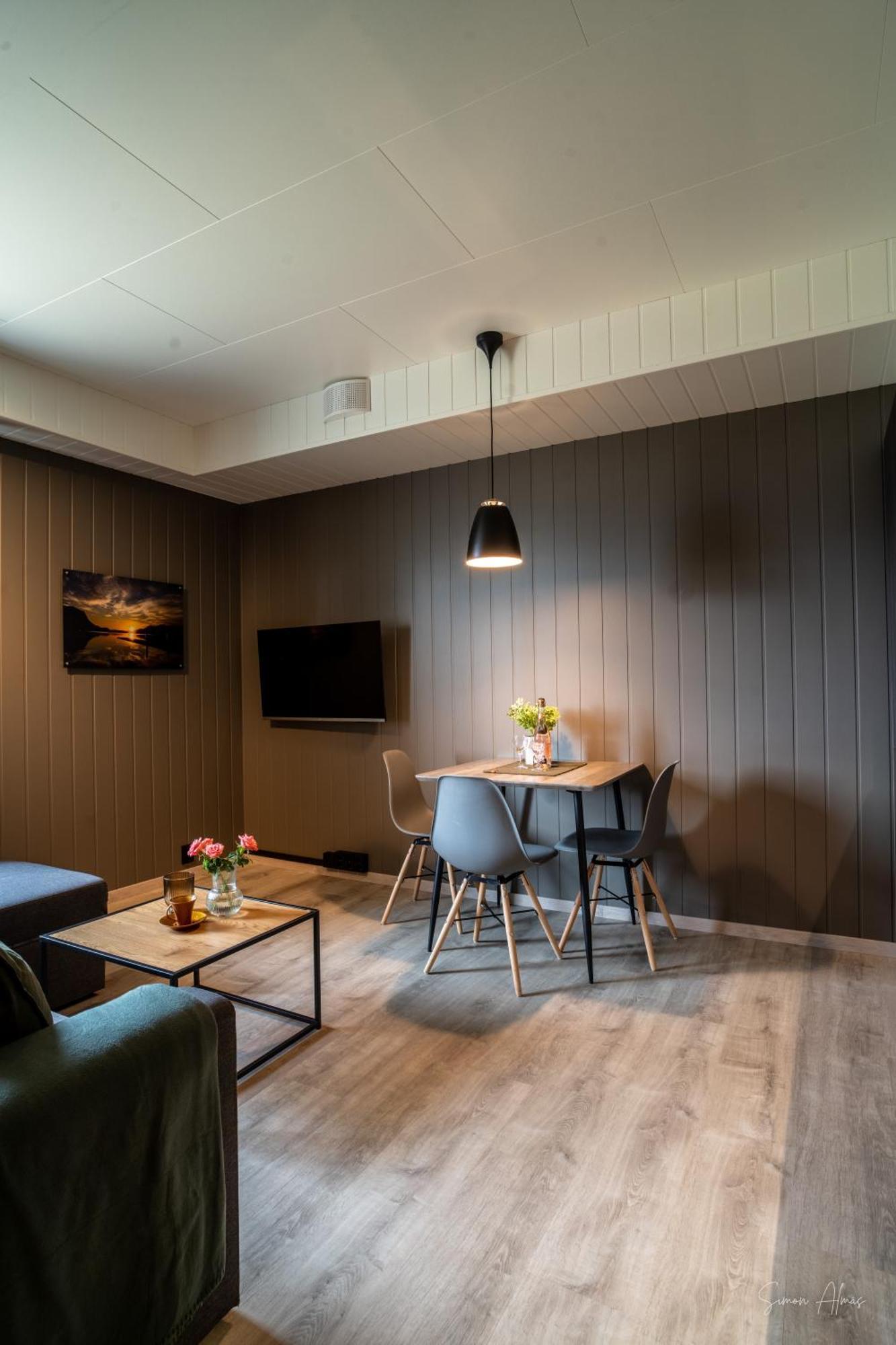 Alpan Apartments, Lyngenfjord Olderdalen Bagian luar foto